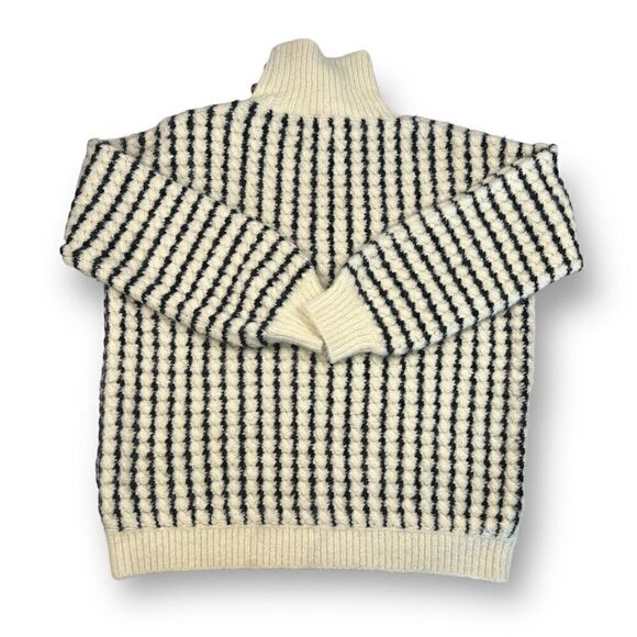 Frnch Button Mock Neck Sweater Size Small Medium - Picture 5 of 7